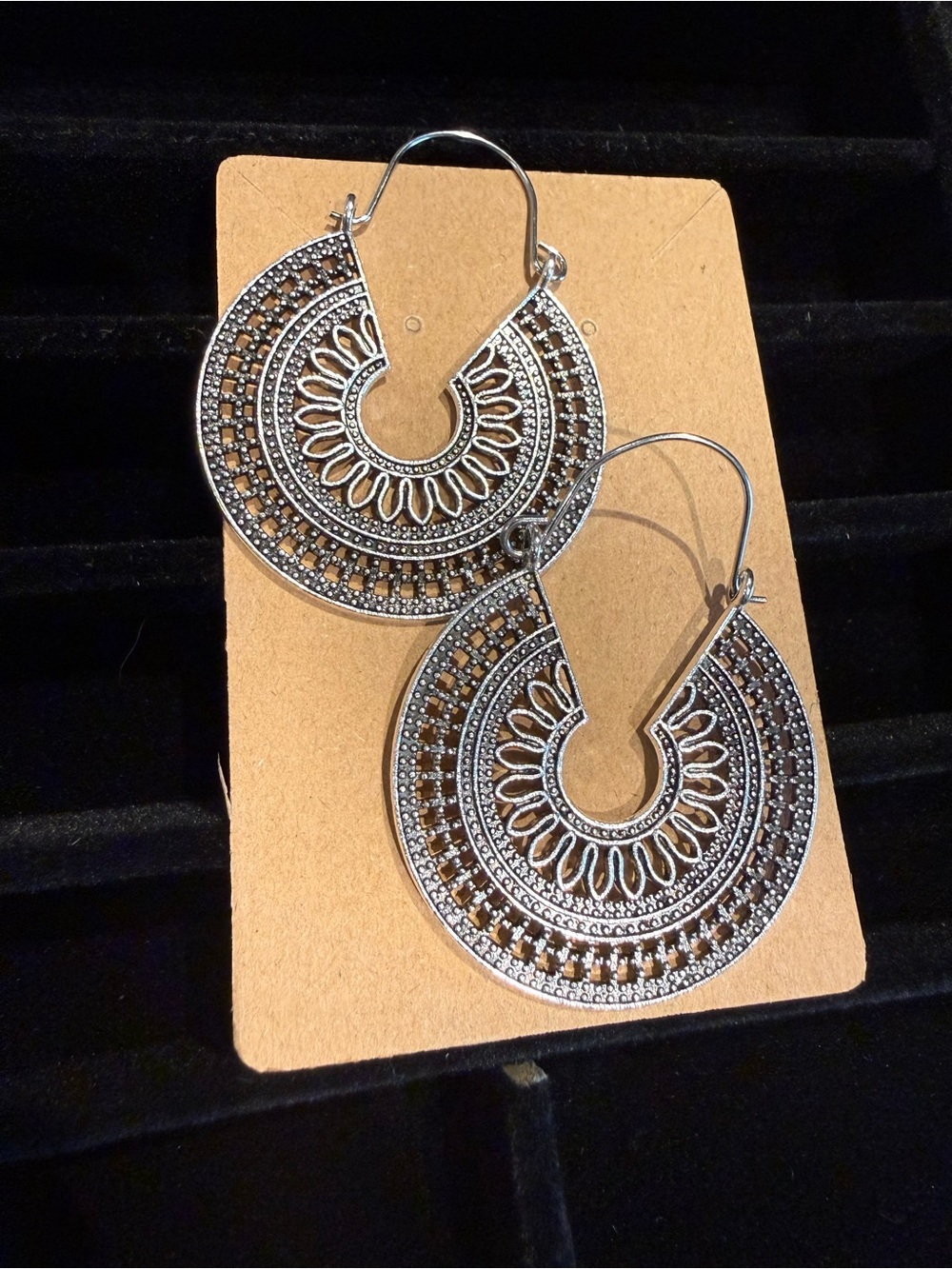 Intricate Silver-Tone Filigree Hoop Earrings - Women Jewelry
